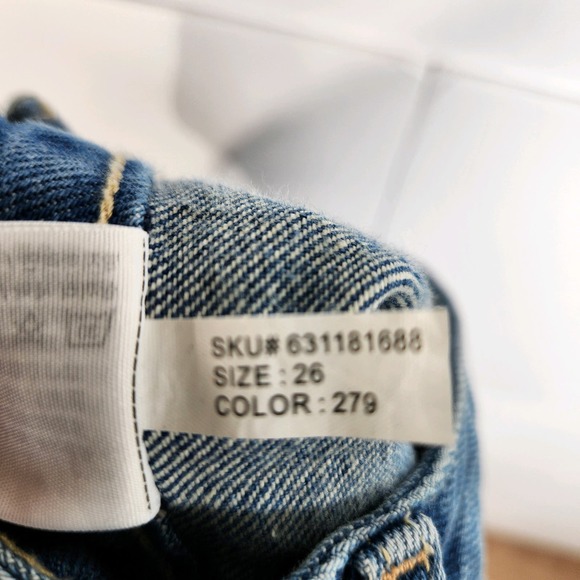 Abercrombie & Fitch Annie High Rise Floral Embroidered Shorts Womens 26/2 - Picture 7 of 7